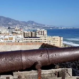 https://stunning-fuengirola-gem-with-city-and-sea-views.1costadelsol.com