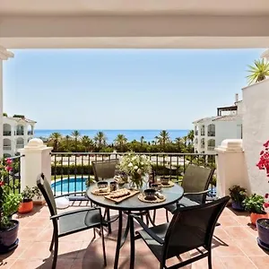 https://jazmin-miraflores-sensational-view-pool-terrace-wifi.1costadelsol.com